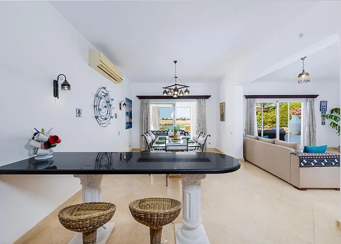 Stunning With Private Heatable Pool * Hurghada