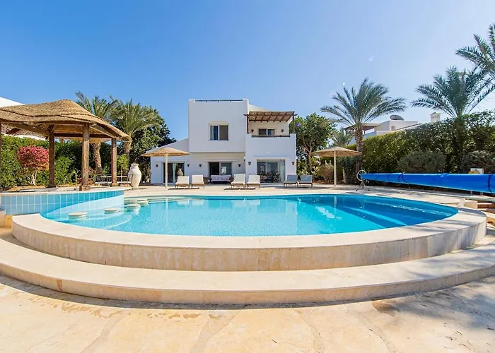 Villa Stunning With Private Heatable Pool Hurghada